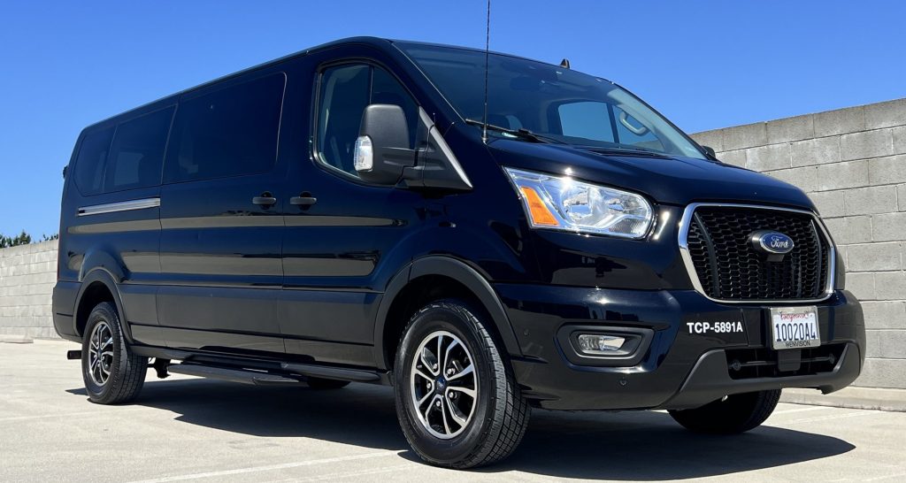 Limo Van (Ford Transit Low Roof)