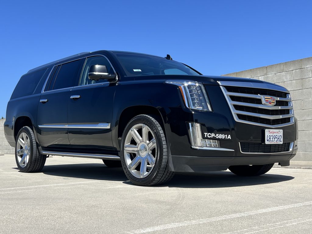 SUV(Cadillac Escalade)